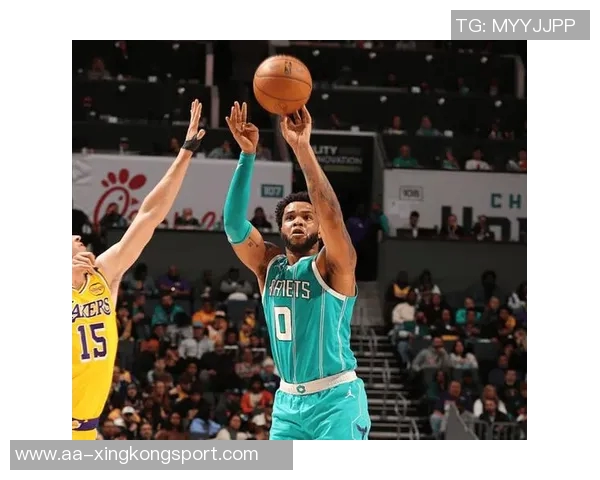 迈尔斯布里奇斯表现出色19投10中斩获24分9篮板8助攻助球队争胜