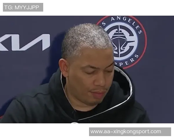 卢指导称赞小卡中距离投篮能力提升三分球运球出手显著增加