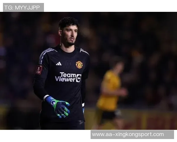 曼联恢复训练双红会首发缺席替补球员积极参与备战