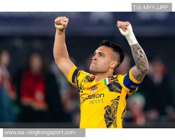 尤文图斯官方宣布签约曼城19岁前锋奥博沃多将加入二队征战