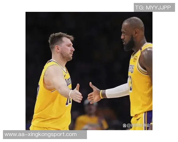 詹姆斯赞掘金首节三分火力全开下半场我们加强防守提升竞争力 詹姆斯赞掘金首节三分火力全开下半场我们加强防守提升竞争力